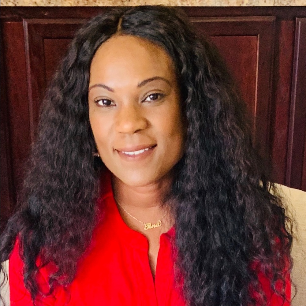 Meet your Posher, Tina